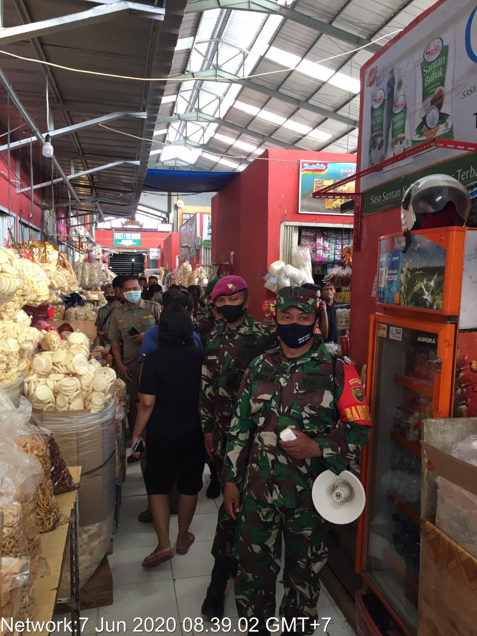 Pasar Wayhalim Jadi Sasaran Satgas Penegakan Disiplin Covid-19