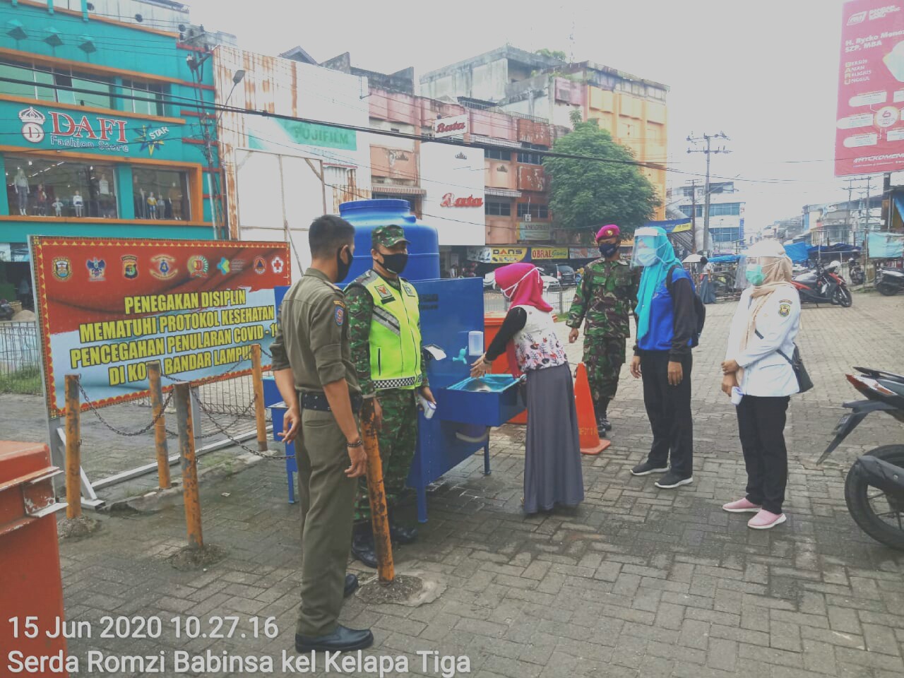 Tim Gabungan Kodim 0410/KBL, Polri dan Pemkot Bandarlampung Sisir Pasar Mangga Dua