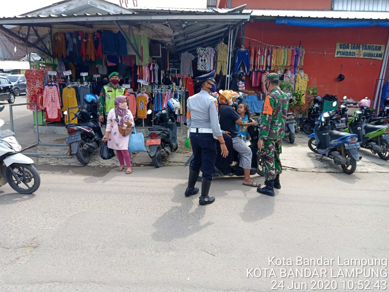 Satgas Covid-19 Kota Bandarlampung Patroli Penegakan Disiplin Kesehatan