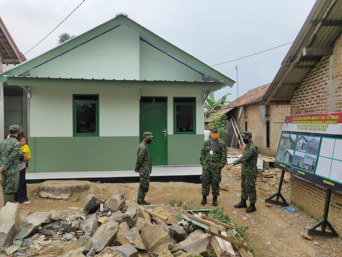 Dandim 0410/KBL Kolonel Inf Romas Herlandes Tinjau Hasil Kegiatan Program Karya Bhakti