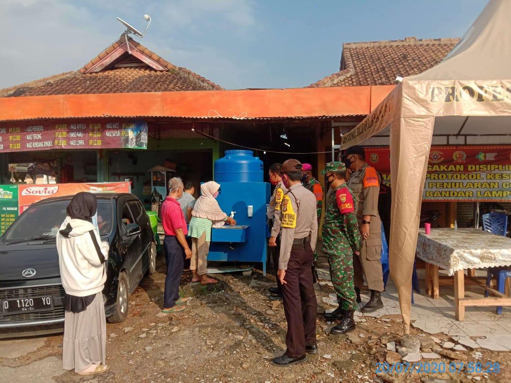 Pasar Wayhalim di Geruduk Gugus Tugas Penanganan Covid19 Kota Bandarlampung Dalam Melaksanakan Penegakan Disip