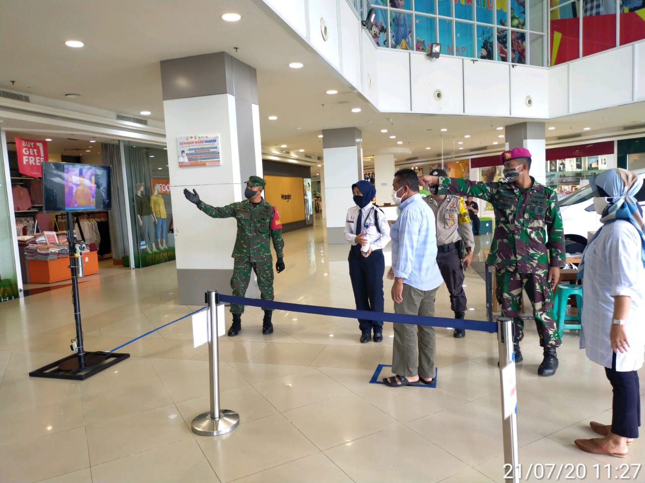 Mall Bumi Kedaton (MBK) di Sisir Satgas Terpadu Penanganan Covid19 Kota Bandarlampung Melaksanakan Penegakan D