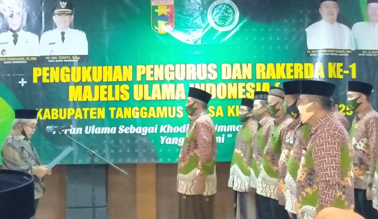 Pengurus MUI Tanggamus Dikukuhkan, Ini Harapan Bupati