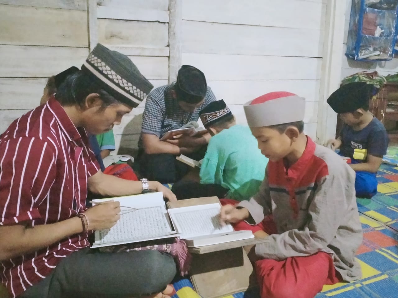 KKN di Kampung Halaman, Mahasiswa UIN RIL Mengajar Ngaji