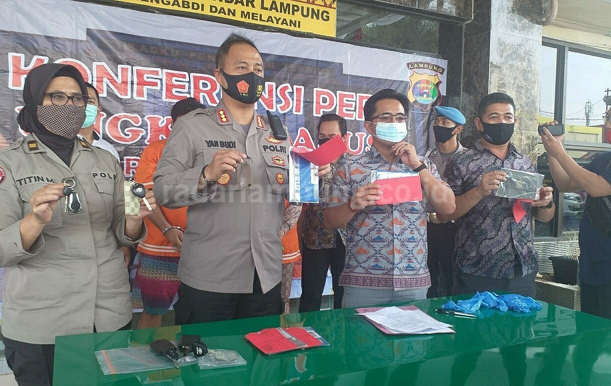 Dugaan Penipuan, Mantan Anggota DPRD Lamtim dan Istrinya Ditangkap