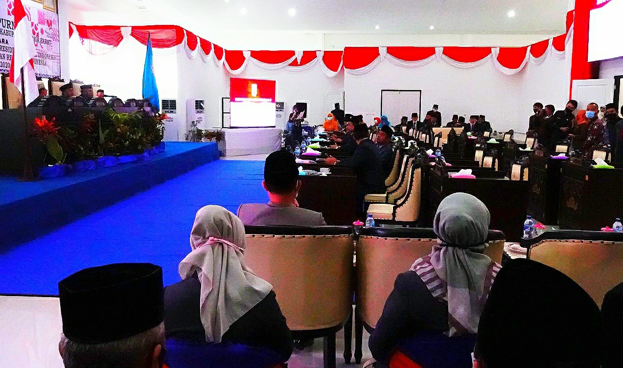 DPRD Pesbar Gelar Paripurna Istimewa Mendengarkan Pidato Kenegaraan