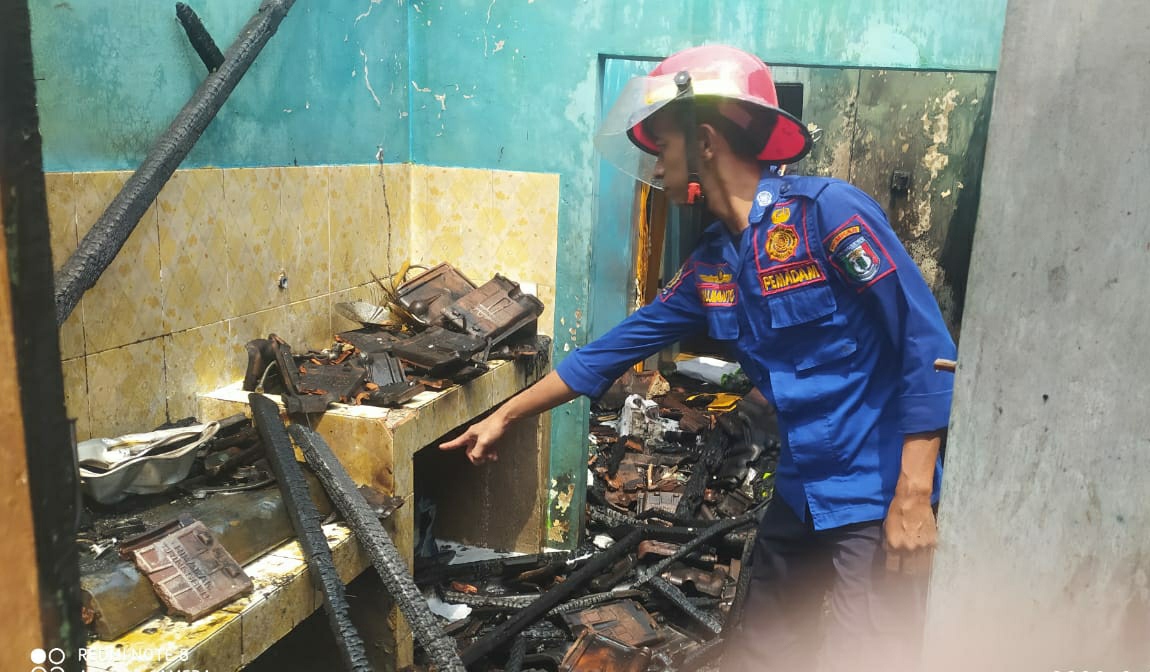 Kebakaran Hanguskan Rumah Warga Pringsewu