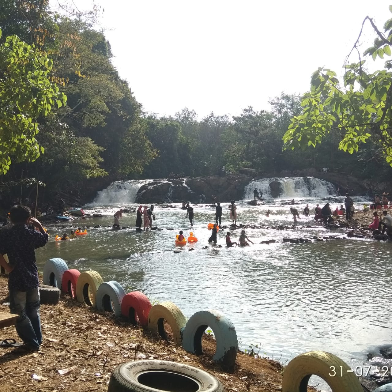 Yuk Melihat Keindahan Curup Jepun di Waykanan