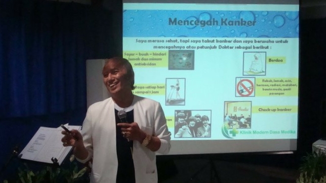 Prof Elvis Warsono