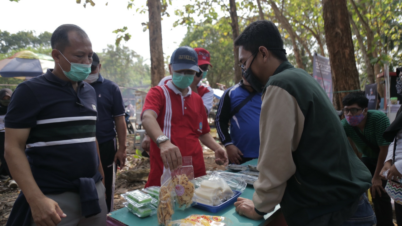 Pasar Rakyat Unila Dukung Pengusaha Mikro