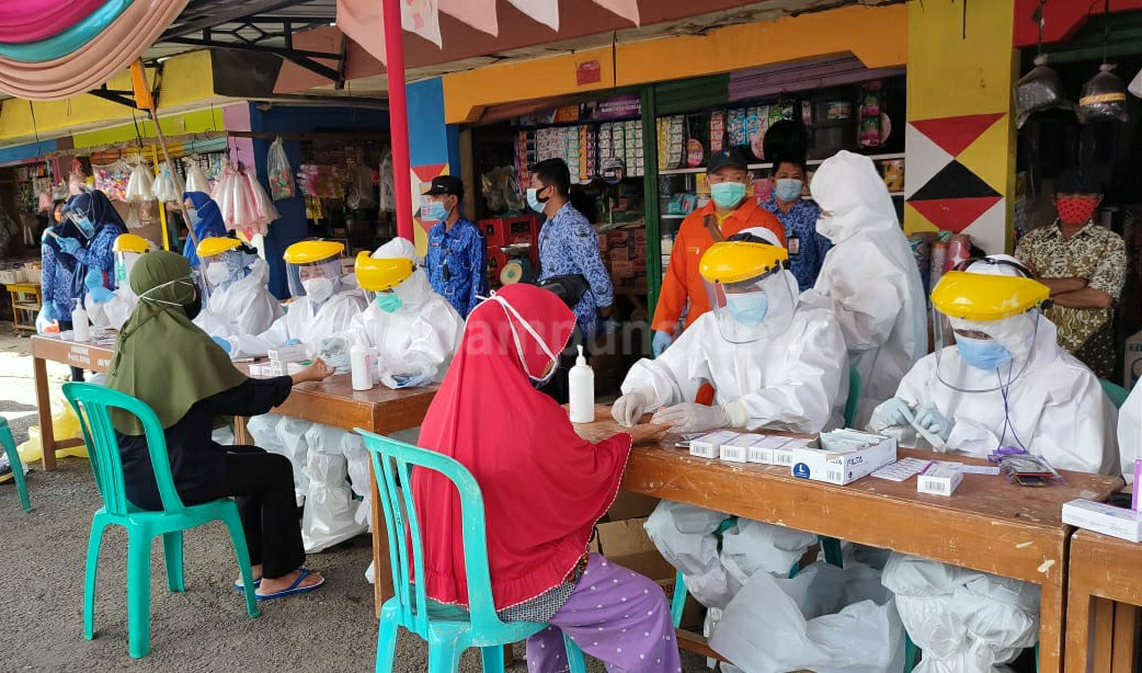 Hasil Rapid Tes Massal di Pasar Kotaagung, Lima Orang Reaktif