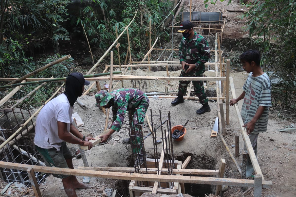 TMMD ke-109, Kodim 0410/KBL Bangun Jembatan Penyeberangan