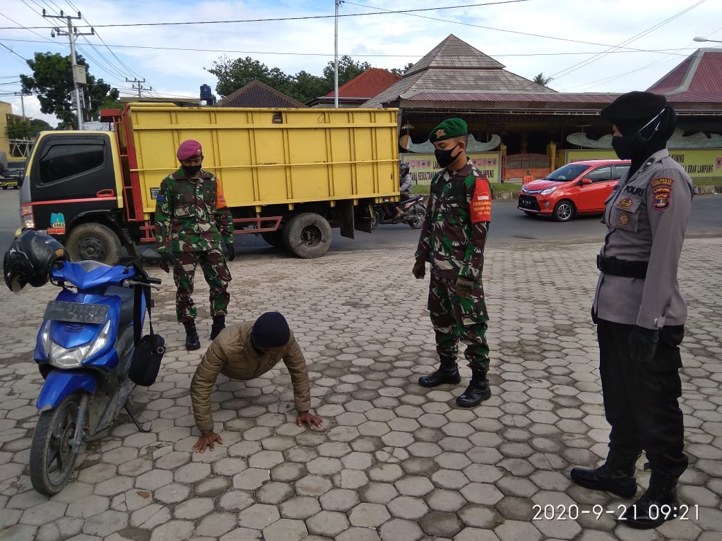 Pakai Maskernya Dong!