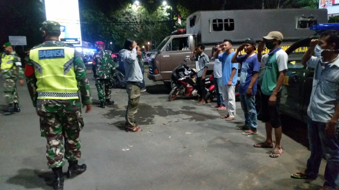 Bersama Satgas, Kodim 0410/KBL Patroli Malam