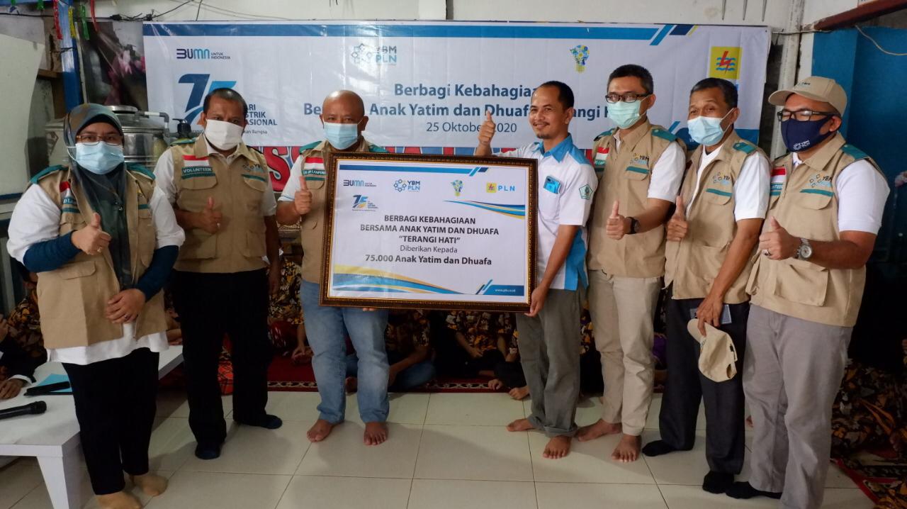 Berbagi Kebahagiaan, PLN Salurkan Bantuan untuk 75.000 Anak Yatim dan Dhuafa