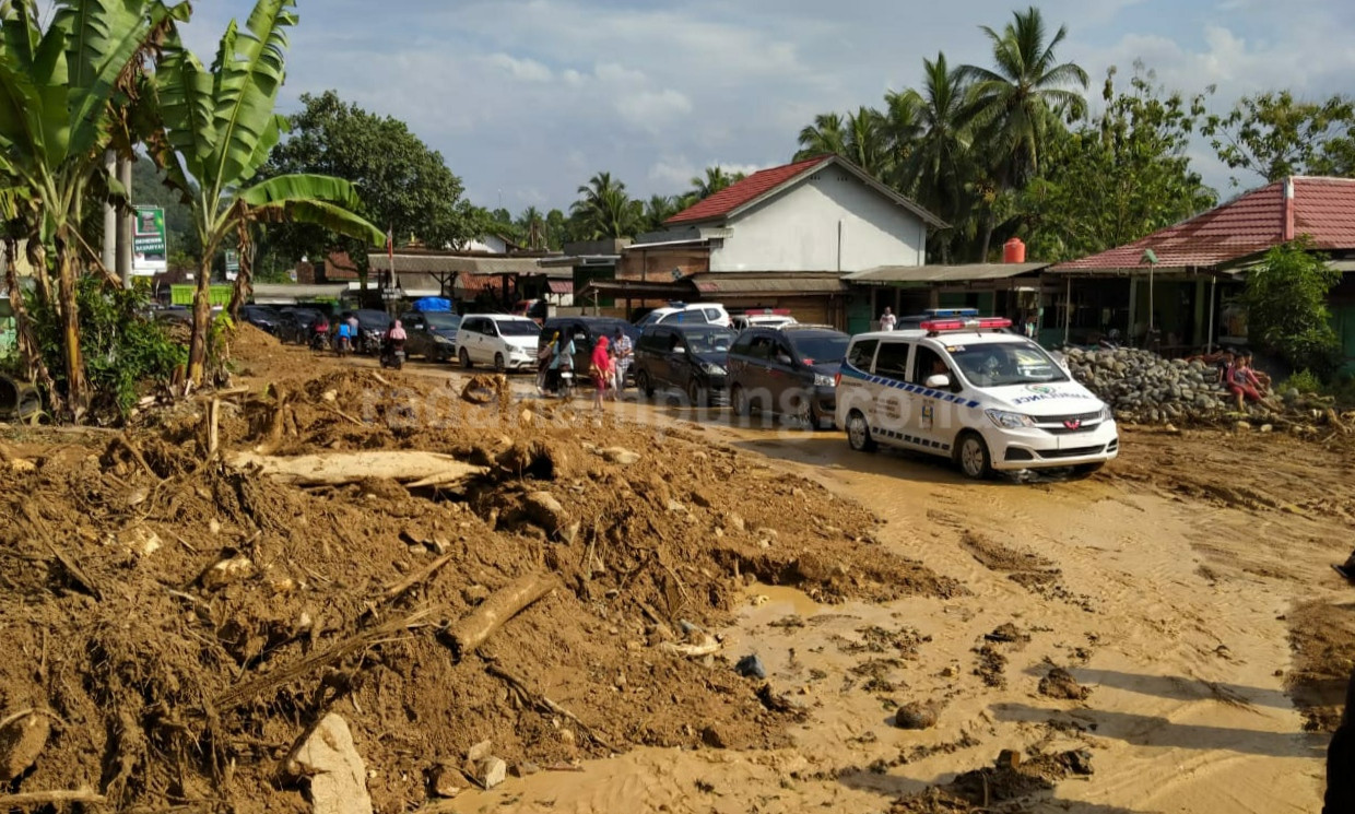 Jalinbar Semaka Masih Lumpuh, TPU Tergerus, Tiga Jenazah Terangkat