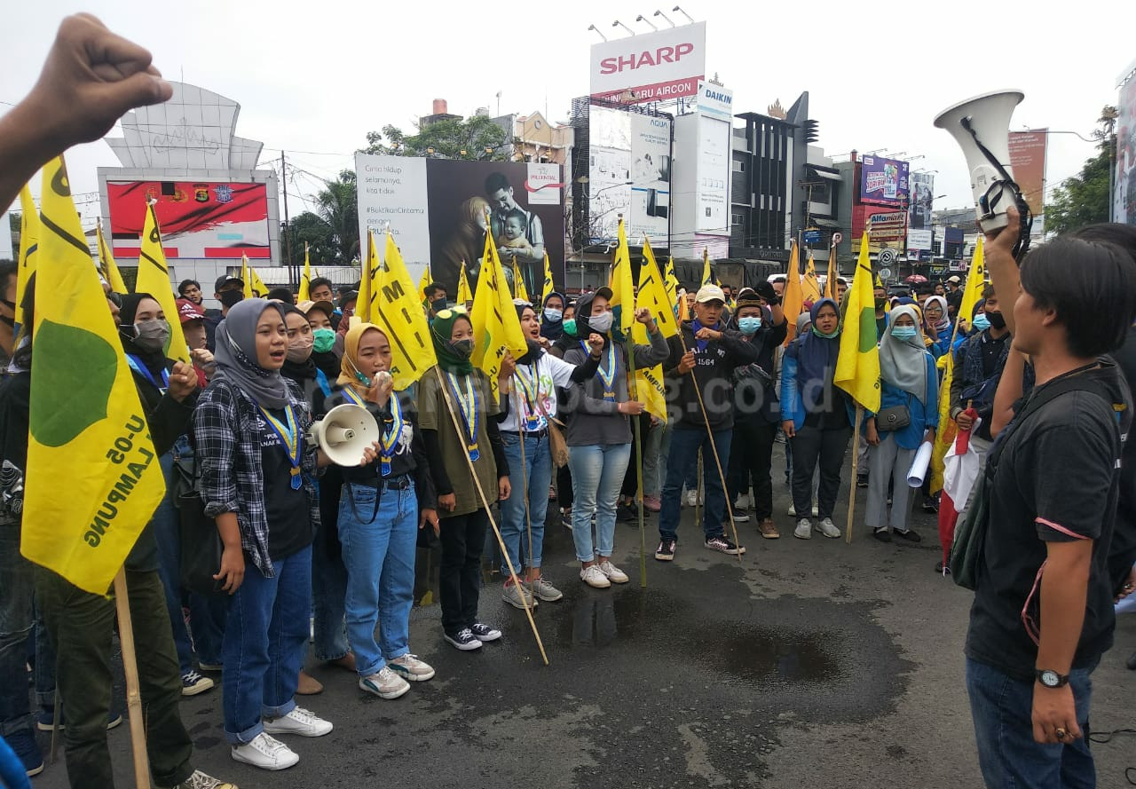 Galang Dukungan Tolak UU Cipta Kerja