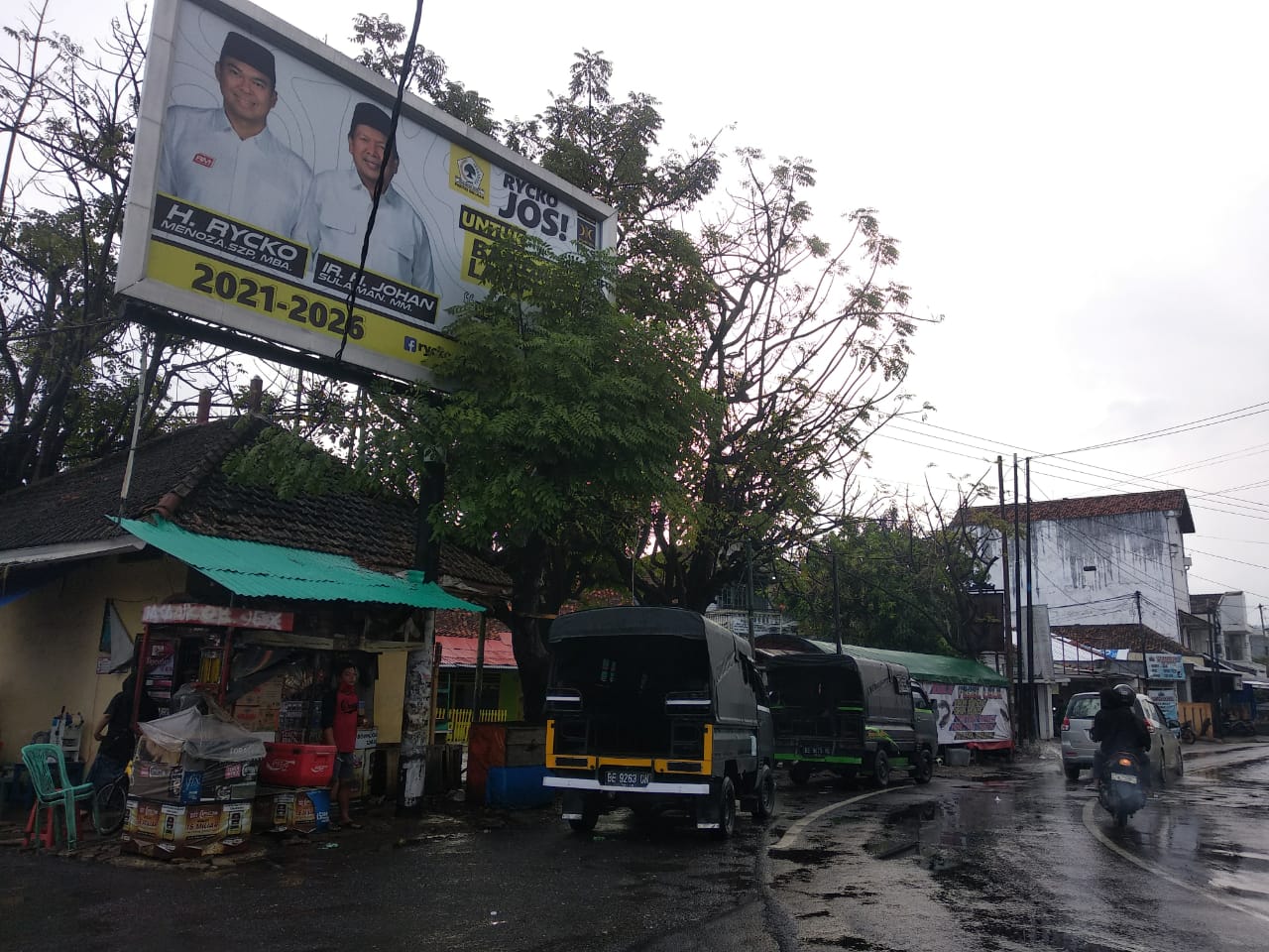 Bawaslu Penyelenggara Pilkada Tertibkan Ribuan Alat Peraga Sosialisasi, Ini Rinciannya