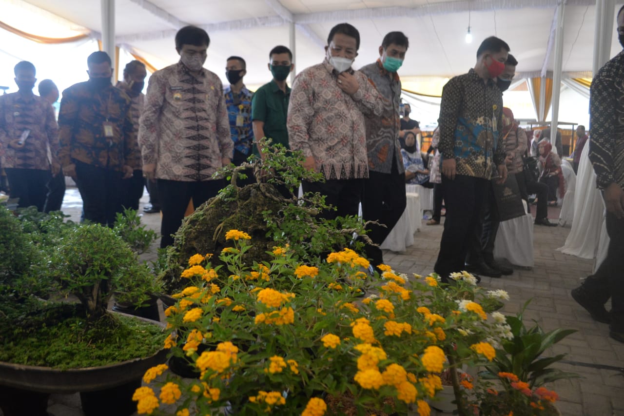 Gairahkan Sektor UMKM, Pemprov Lampung Gelar Semarak Batik Dan Tanaman Hias