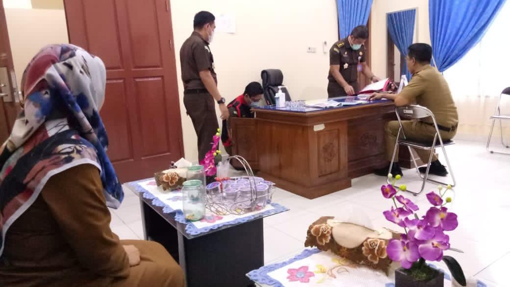 Buntut Dugaan Pemerasan, Kejati Lampung Geledah Inspektorat Lamsel