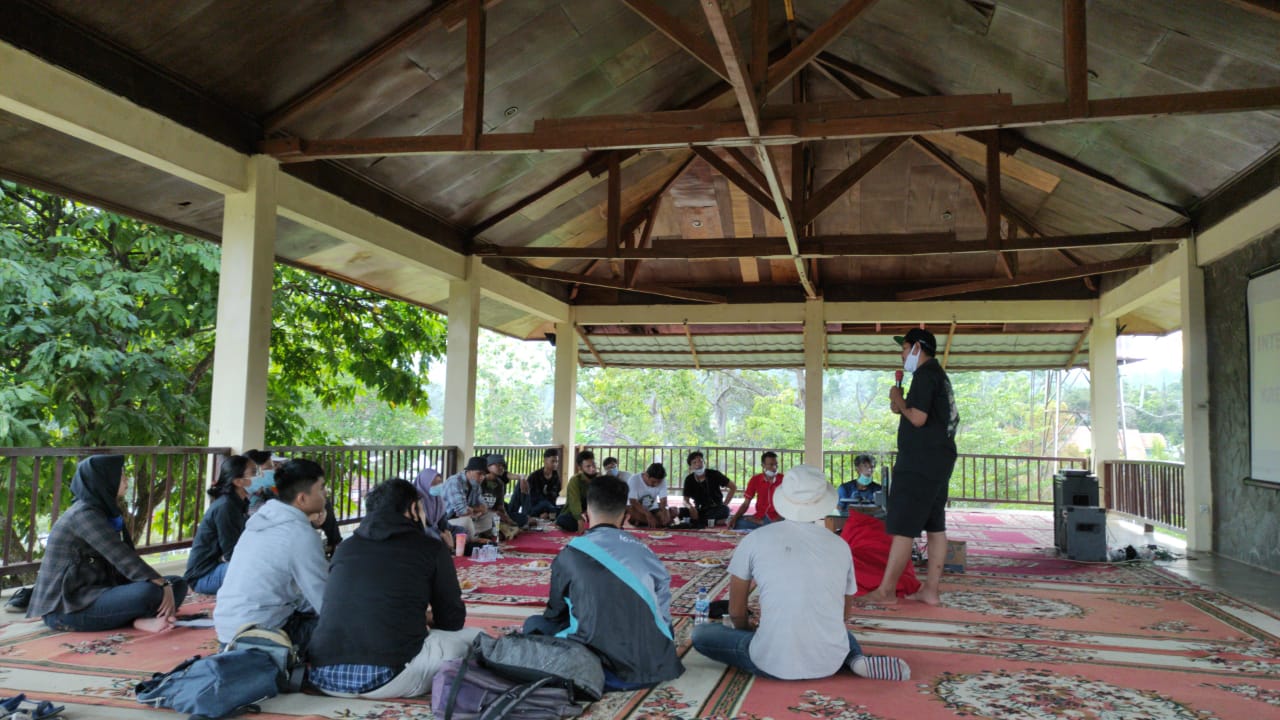 Angkat tentang Entrepreneurship, Workshop Photograpgy Kelas Minat Korek Kunci Sukses Rizaldi Adrian