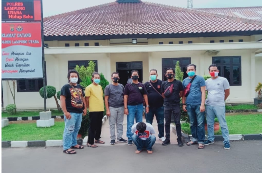 DPO Curat Ditangkap Saat Makan