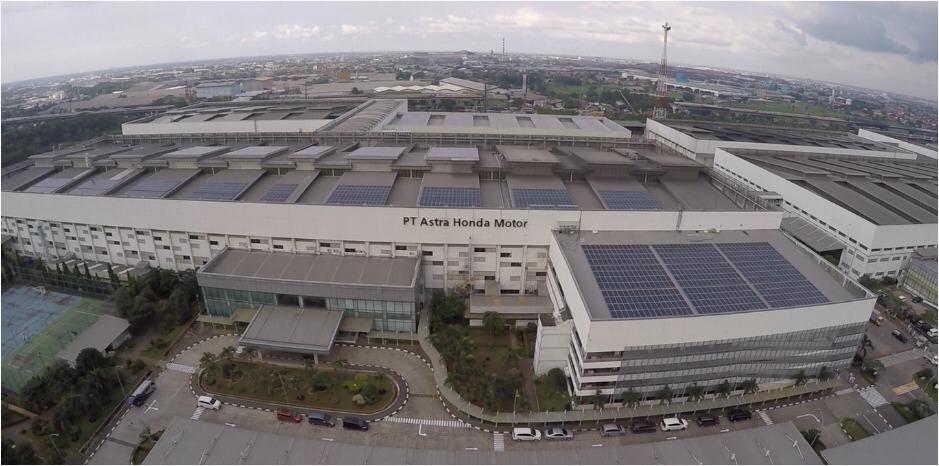 AHM Raih Penghargaan Solar PV Rooftop Champion 2020