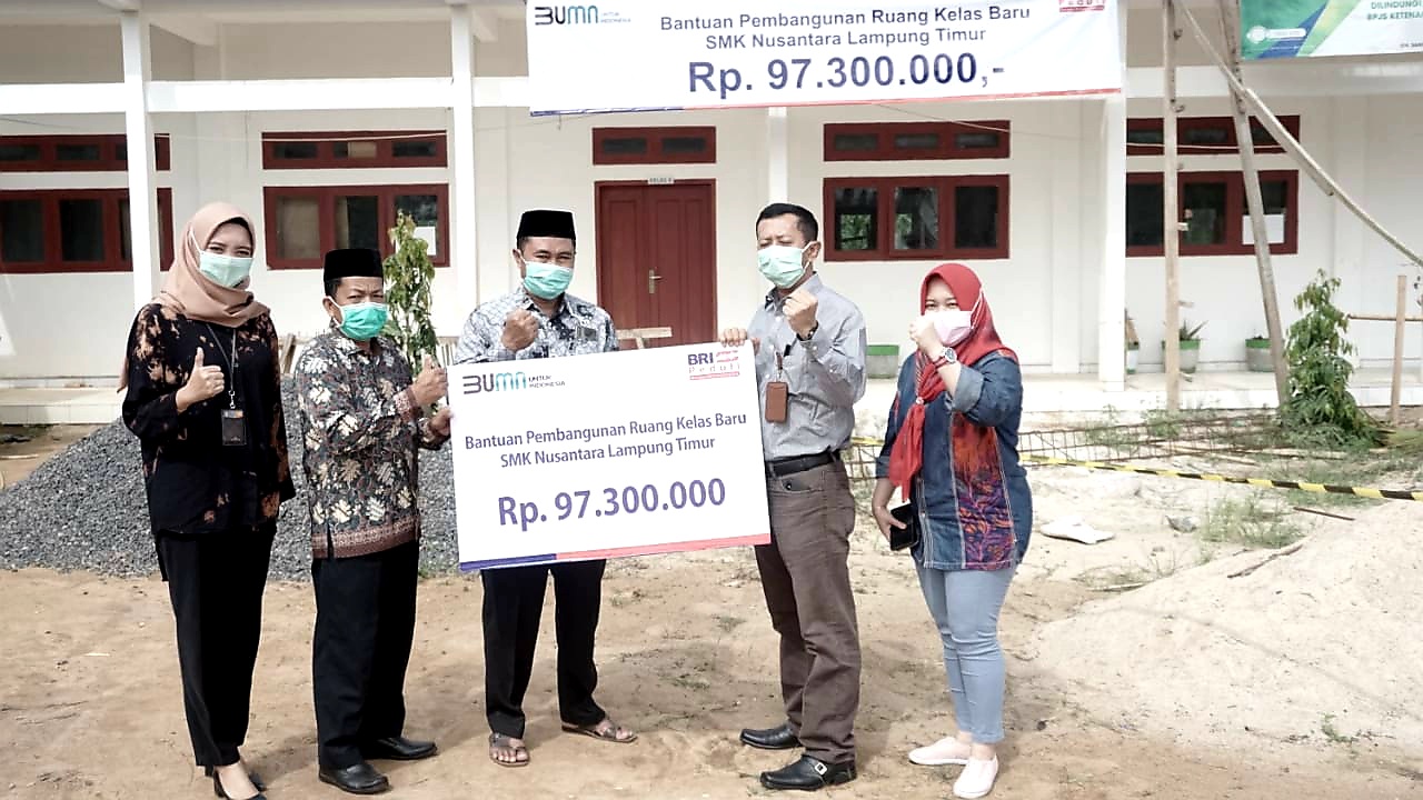 BRI KC Metro Beri CSR Ruang Kelas Baru untuk SMK Nusantara