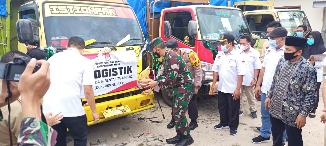 Logistik Pilbup Waykanan Dikirim ke Kecamatan