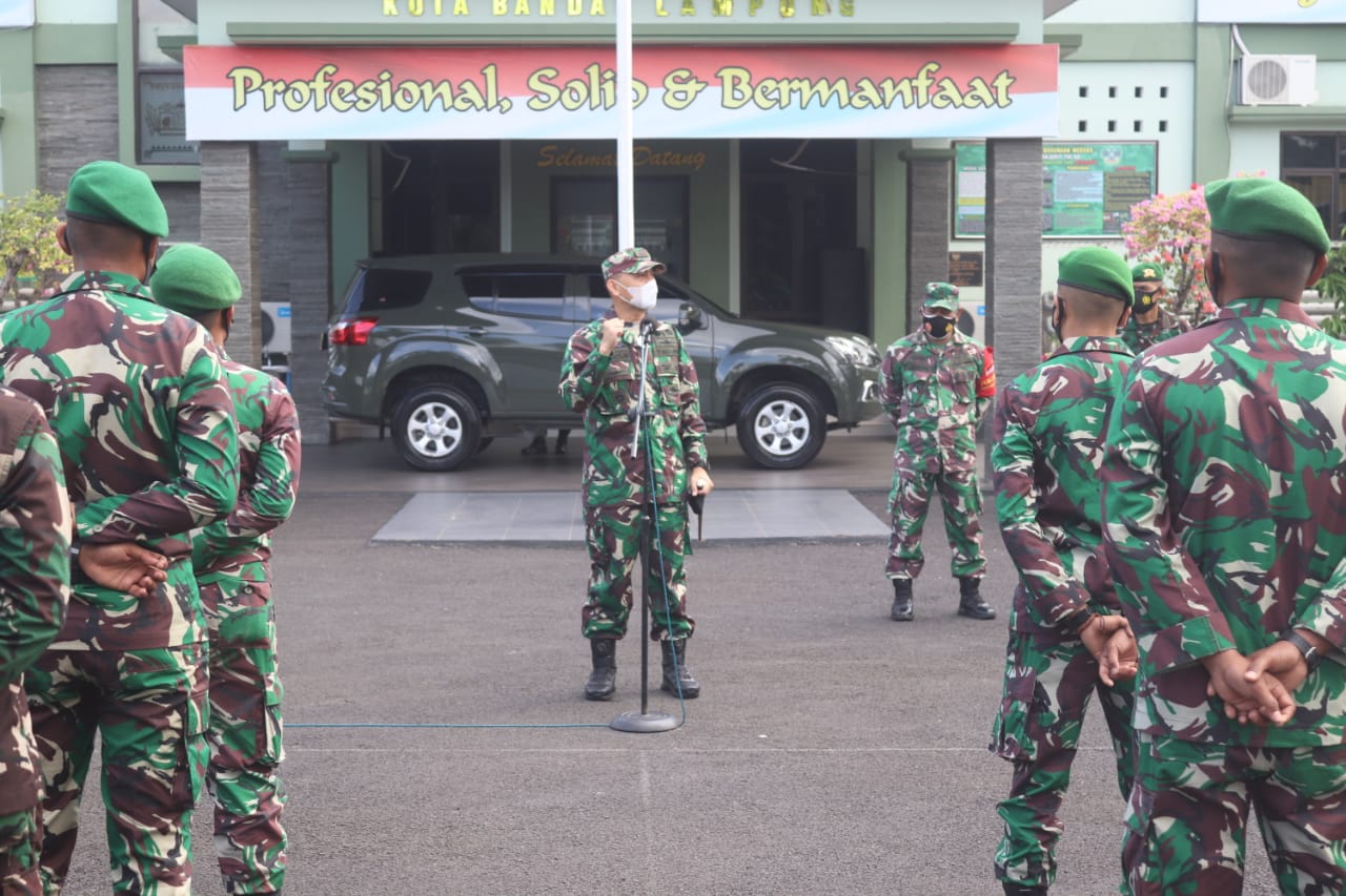 Dandim 0410/KBL Lakukan Pengecekan Personel Yonif 143/TWEJ