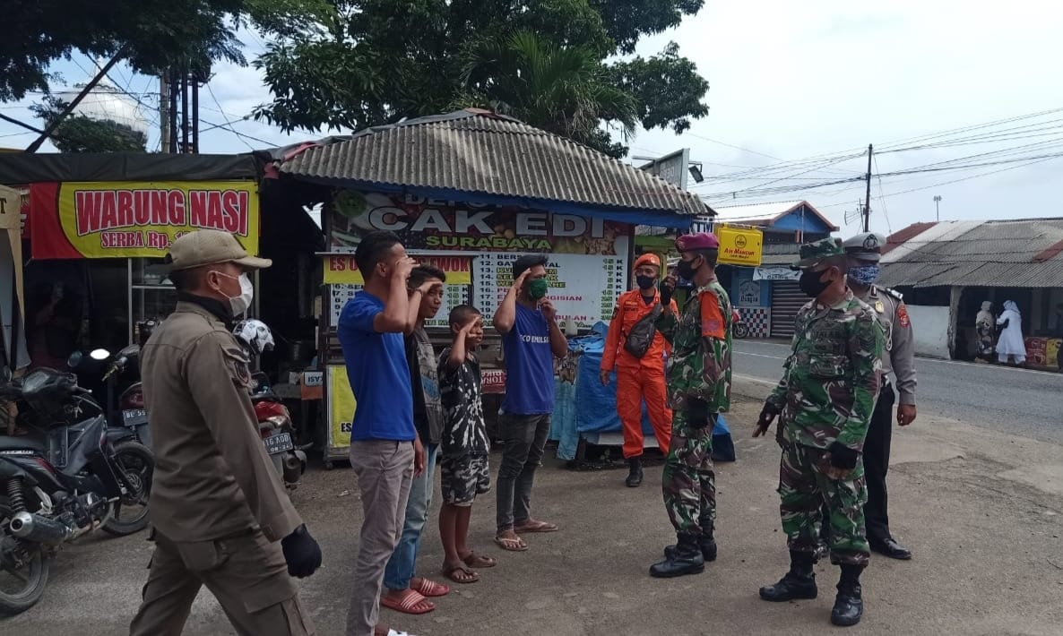 Tak Patuh Prokes, Sejumlah Warga Dihukum