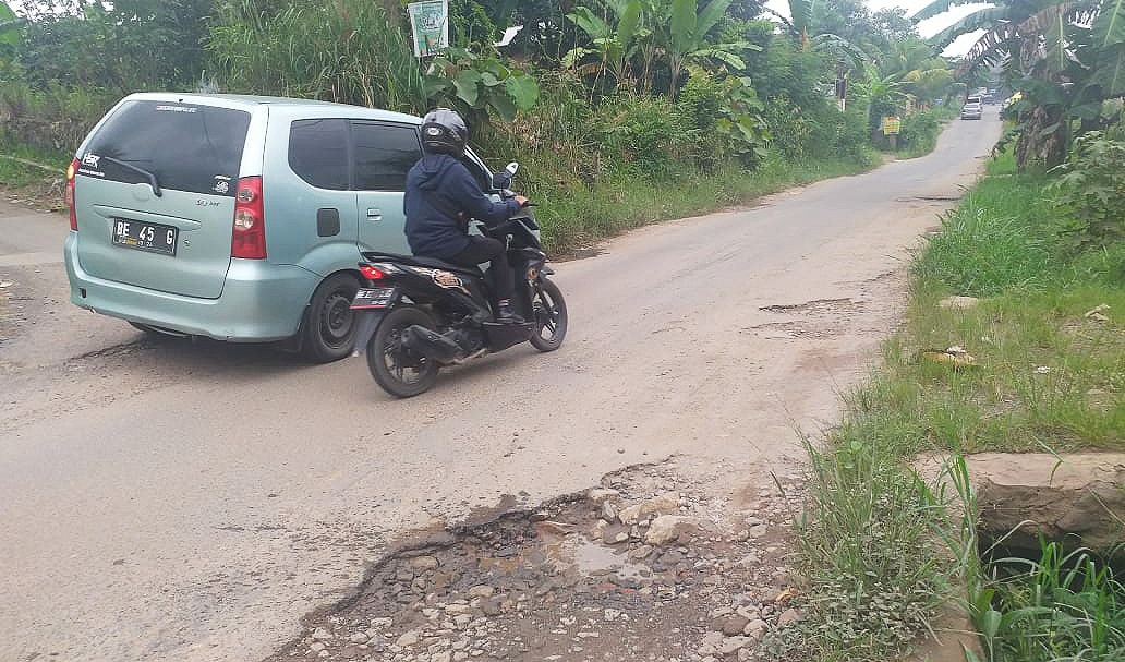 Perbaikan Jalan Lingkungan Dimulai Maret