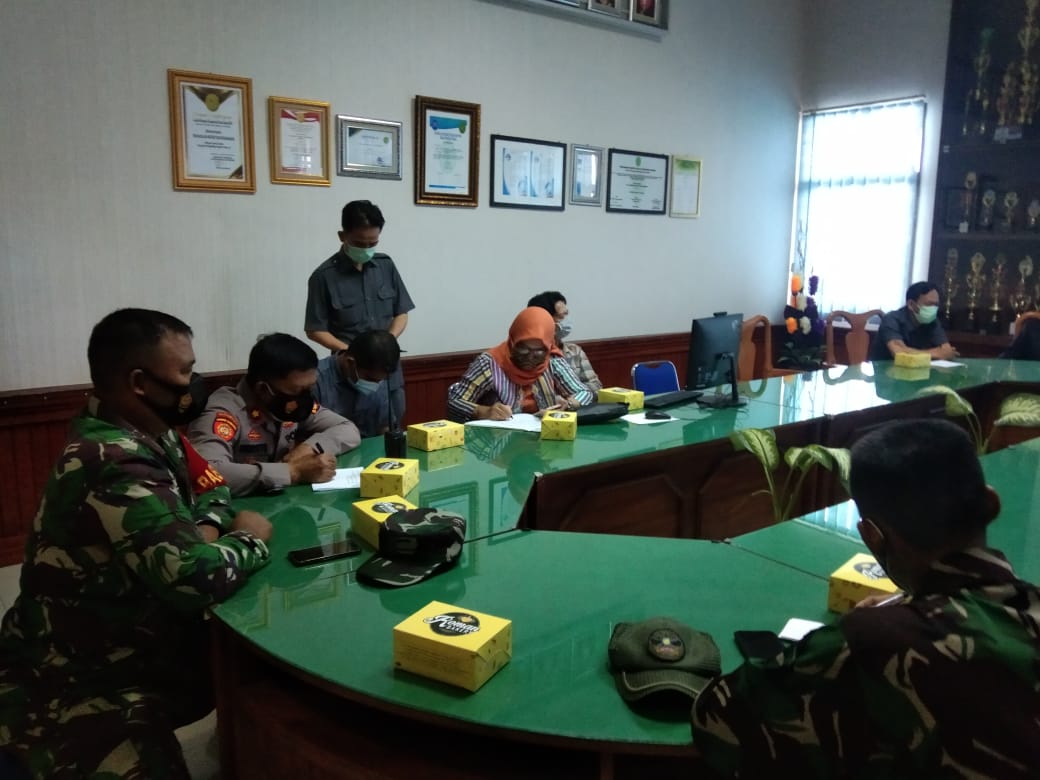 Babinsa Panjang Kodim 0410/KBL Hadiri Rapat Koordinasi