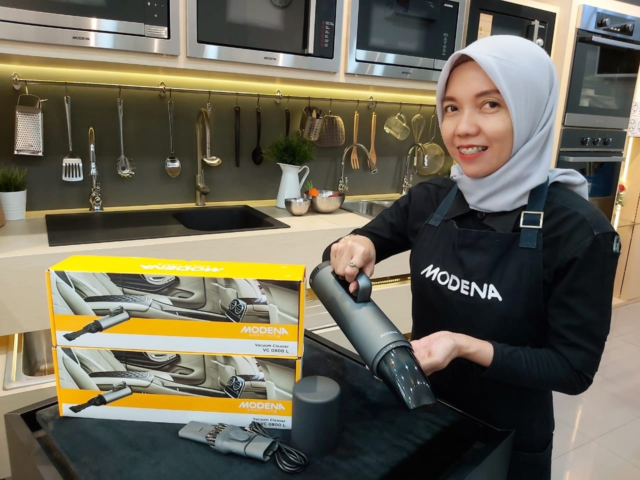 MODENA Rilis Vacuum Cleaner Praktis untuk Mobil