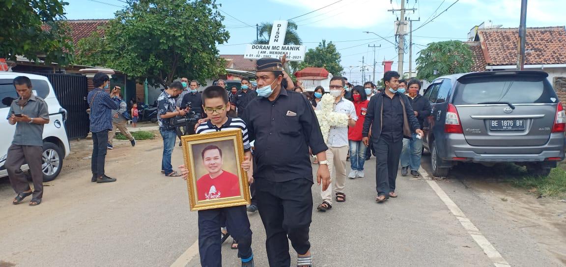 Korban Penembakan RM Kafe Dimakamkan, Keluarga Serahkan Proses Hukum Pada Kepolisian