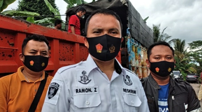 Gagal Kelabui Polisi, Dua Truk Pengangkut Kayu Sonokeling Diamankan