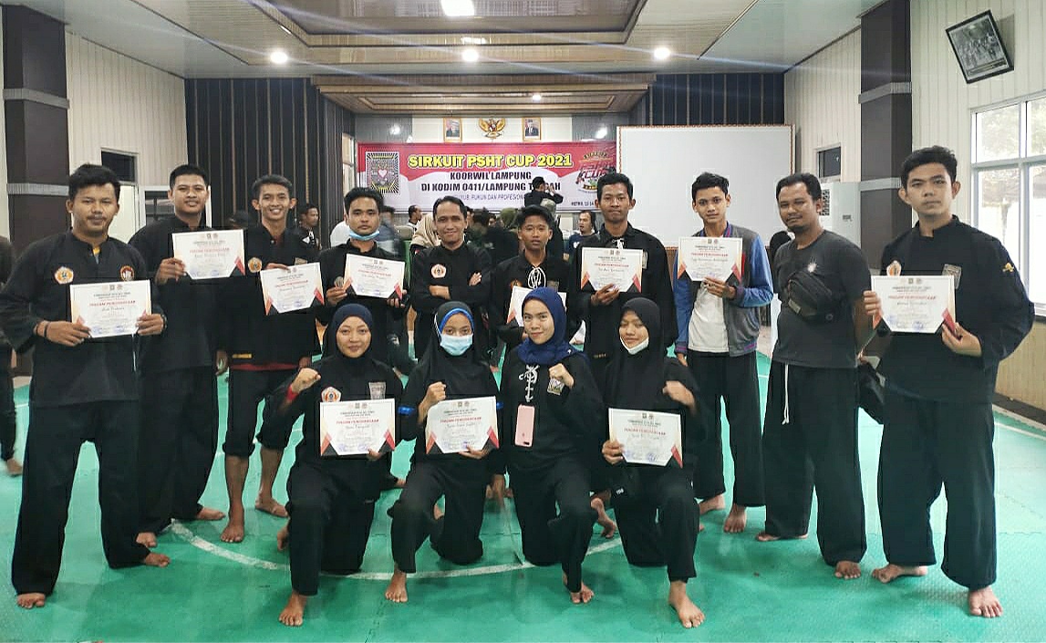 Tim PSHT Cabang Bandar Lampung Raih Juara Umum Dua