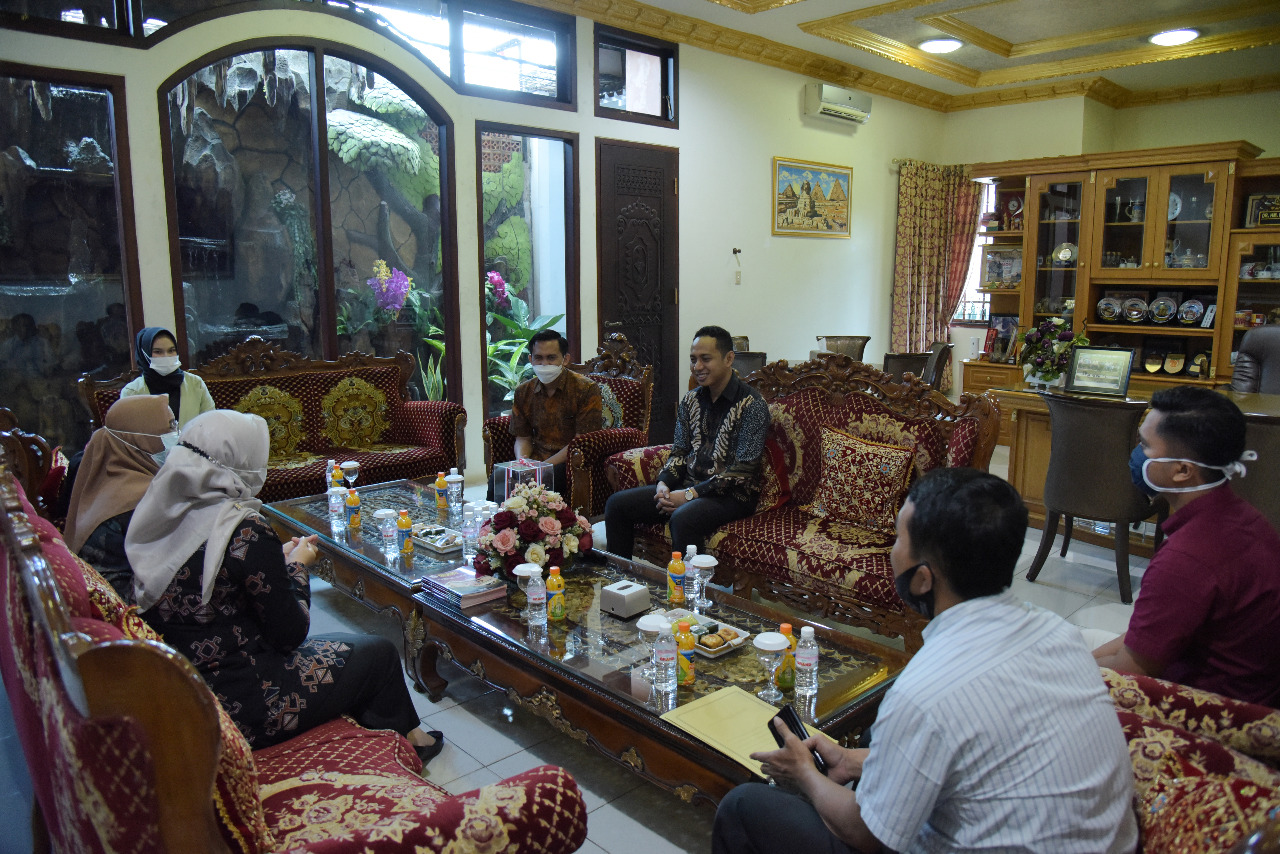 Universitas Teknokrat Indonesia - SMKN 9 Bandarlampung Jalin Kerjasama Bidang PKM