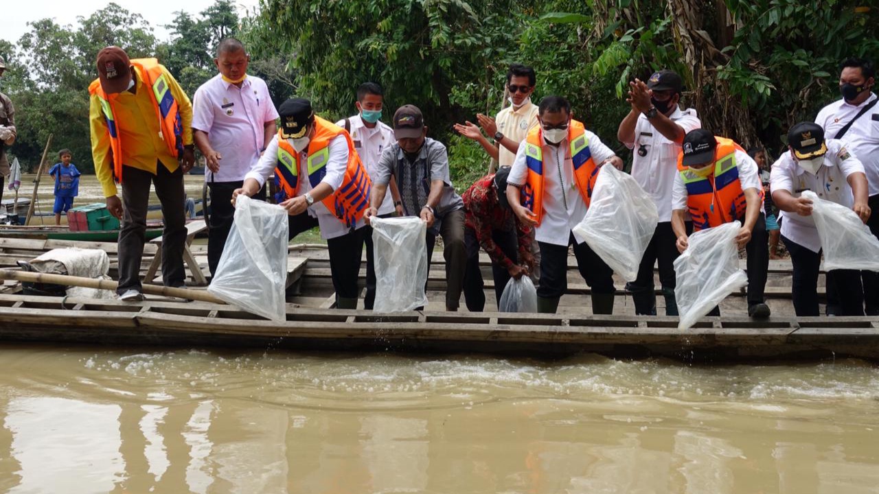 Bupati: Tangkap Ikan Jangan Diputas atau Setrum!