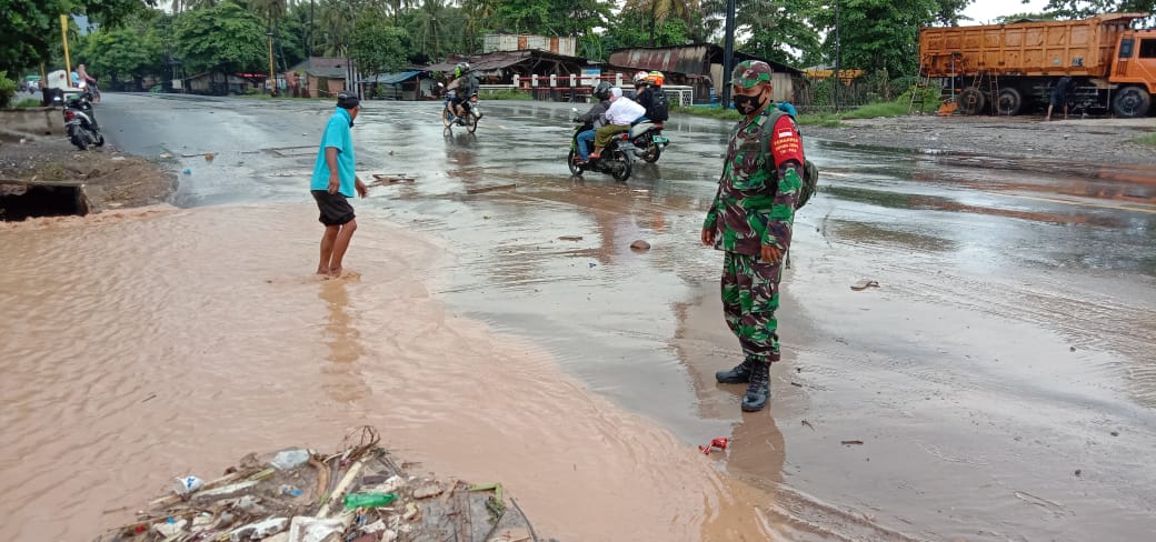 Personel Kodim 0410/KBL Laksanakan Pemantauan Terdampak Banjir