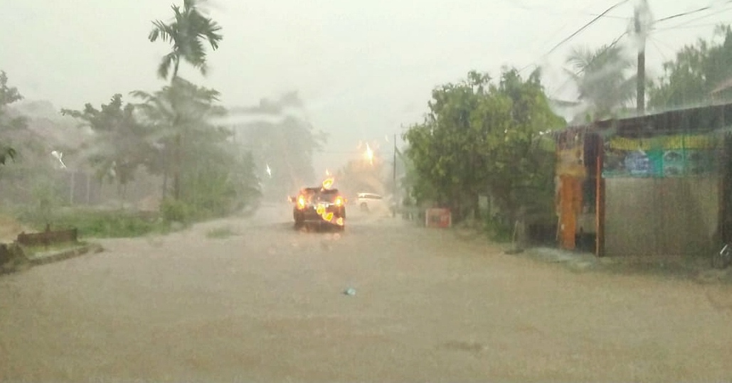 Hujan Deras, Jalanan di Pringsewu Tergenang