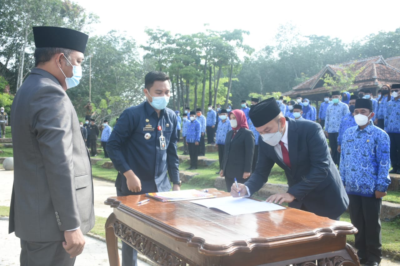 Ini Dia Pejabat Asisten I dan Kepala Bappeda Tubaba yang Baru