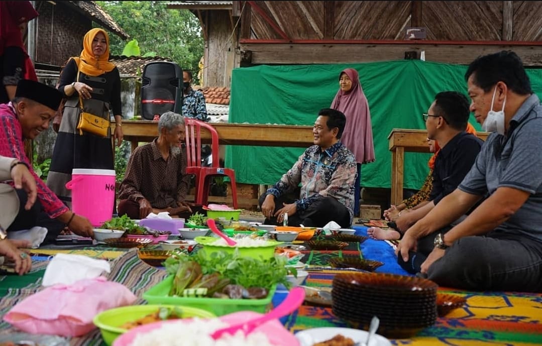 Sosper, Wakil Ketua DPRD Lampung Perjuangkan Perekonomian Warga Rulung Mulya