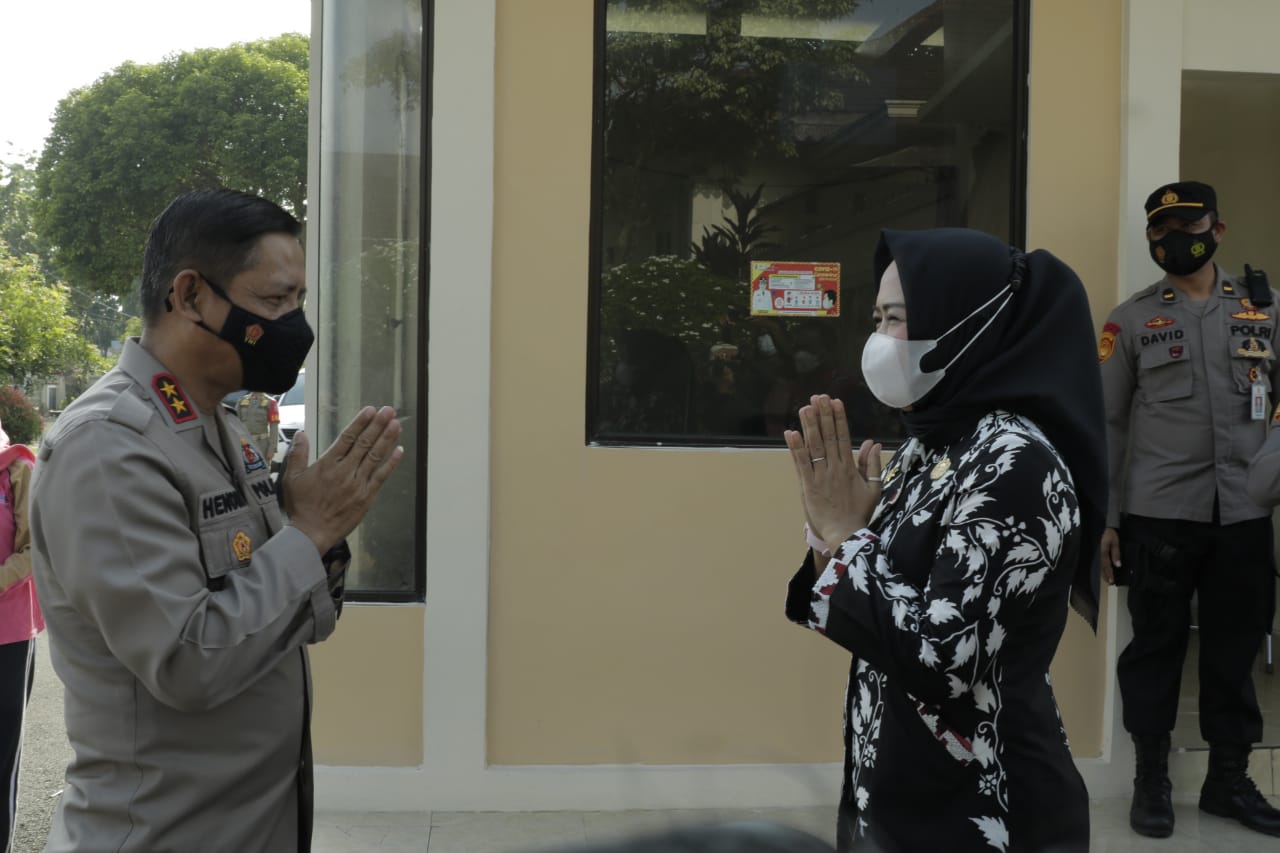 Silaturahmi, Kapolda Lampung Kunjungi Rumah Dinas Bupati Tulangbawang