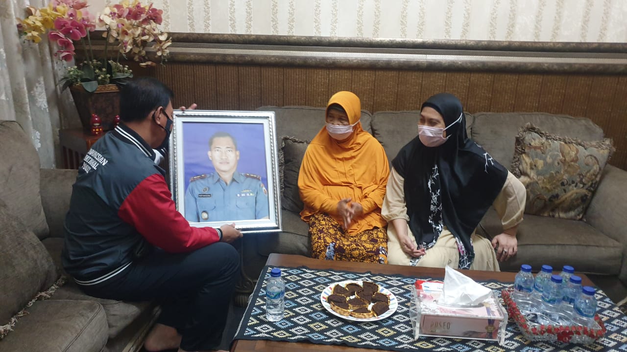 Komandan KRI Nanggala-402 Salah Satu Putra Terbaik Lampung, Polda Kunjungi Kediaman Keluarga