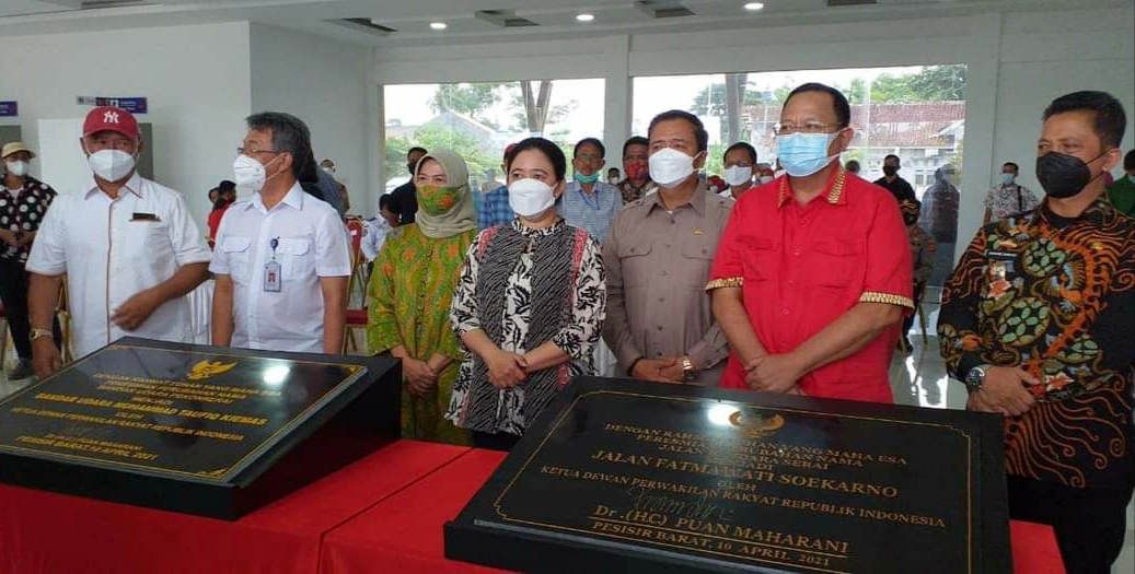 Puan Maharani Resmikan Nama Bandara Muhammad Taufiq Kiemas