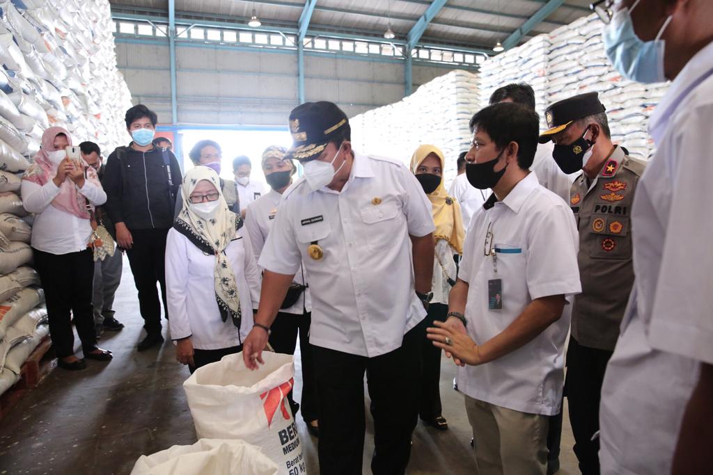 Jelang Hari Raya, Arinal Pastikan Stok Pangan Lampung Aman