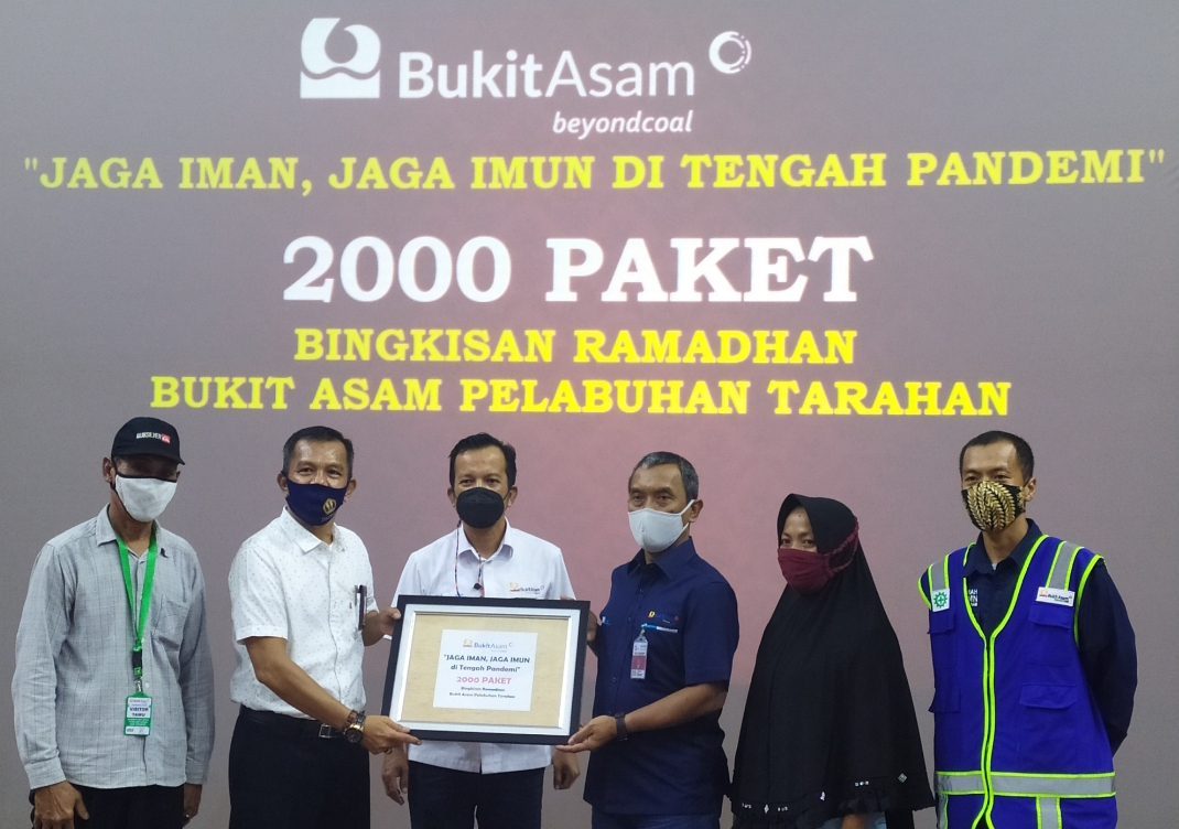 CSR PT Bukit Asam Tbk-Pelabuhan Tarahan Peduli dan Berbagi di Bulan Ramadhan