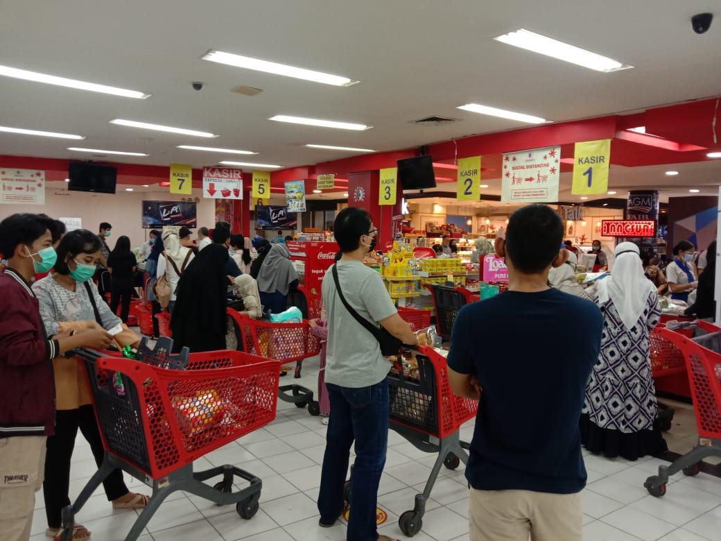 Jelang Lebaran, Mall Dipadati Pengunjung