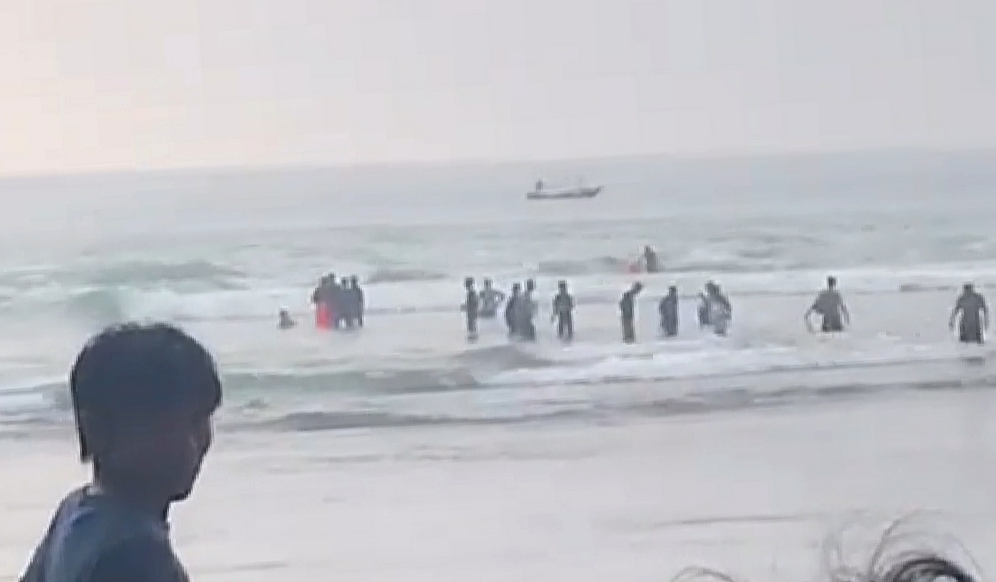 Remaja Asal Sekincau Tenggelam di Pantai Walur 
